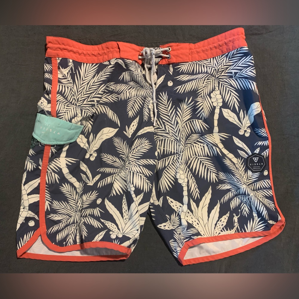 VISSLA swim shorts 34”